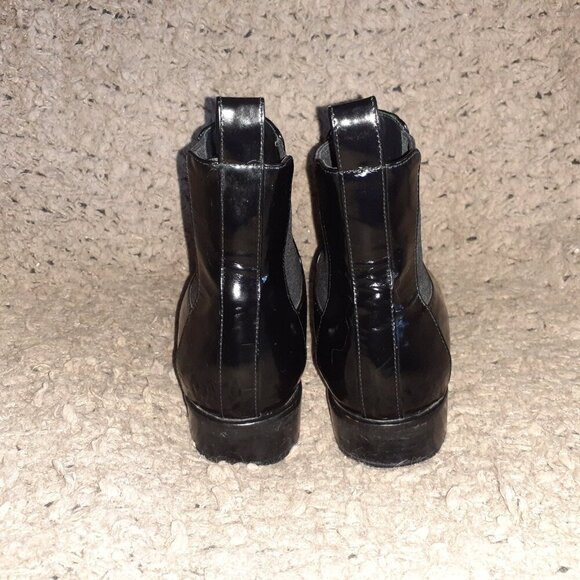 MAXMARA-Black Patent Leather Ankle Boots-Pull-On-Sz 36/6-Excellent - Picture 5 of 8